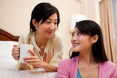 男生捅女生的app：《极速穿刺》引爆玩家社群，赛车竞技暗藏战术穿刺新玩法