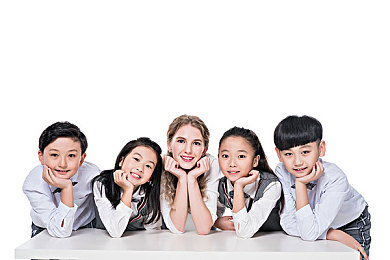 18款黄色软件：极速驾驭视觉风暴，盘点经典赛车游戏的色彩激情