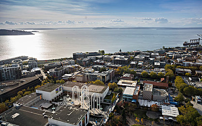 户外露出：极限驾驶荒野曝光今日上线，硬核改装征服自然绝境