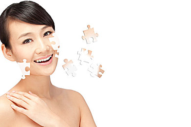 姬小满的乳液：流光溢彩的峡谷，疾驰于虚拟战场的金色涂装-2