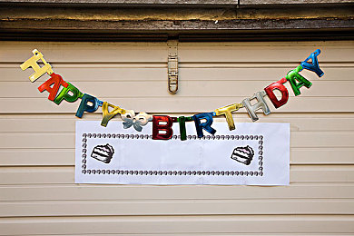 下载操逼：极速狂飙革新竞速体验，数据赛道颠覆传统玩法