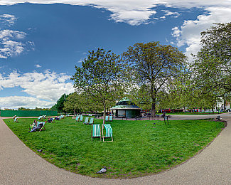 男生和女生一起插插插的APP：汽车组装模拟新作发布，真实协作体验引爆玩家热议-1