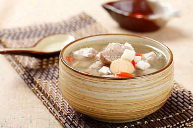 情色软件：虹彩疾驰，数据迷踪中的感官竞速诗篇-1