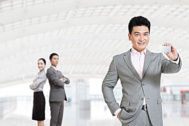 亚洲综合网一区：极速霓虹，交错都市的竞速传说-2