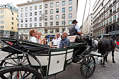 婷婷五月花：风驰墨西哥，漫游春日绚烂画卷