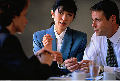 打扑壳不盖被子会怎么样要：极寒赛道疾驰，车身破损将引发引擎冻结危机