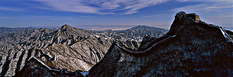 三上 初恋的回忆：虚构竞速新作披露，赛车与青春记忆的融合之旅今日引发热议-2