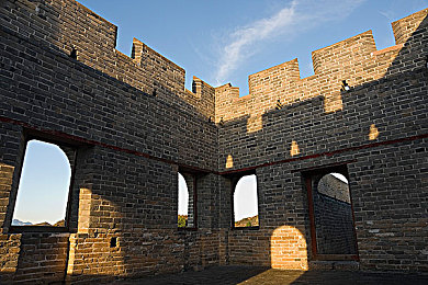 黄色软件3.03.0破解版：极速幻夜，黎明冲刺与无限狂飙的终极改装之旅