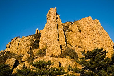 火辣APP福利:极速狂飙霓虹都市,隐藏福利与改装攻略全解析-3