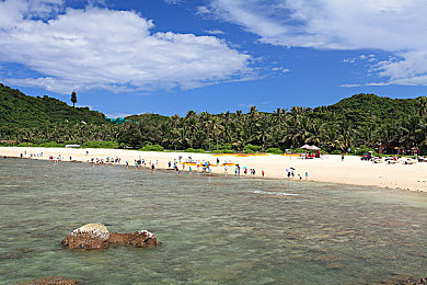 69乐园相册:复古赛车收藏游戏今日上线,打造属于你的像素车库与竞速回忆-1