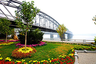 国产成人AⅤ电影：极速幻影，东方朋克狂飙传奇-2