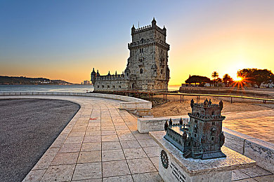 一区二区三区五区：征服四大核心赛区，体验从都市到未来的竞速进化之旅