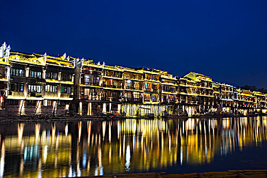 软件下载3.0.3免费OPPO版破解大全苹果,:极速都市,合法竞速,改装称王,安全畅玩之道-1