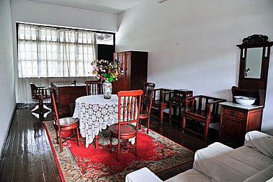 3.0.3免费oppo版破解大全下载安装：极速狂飙街头争霸全新版本上线，OPPO设备专属优化带来竞速新体验