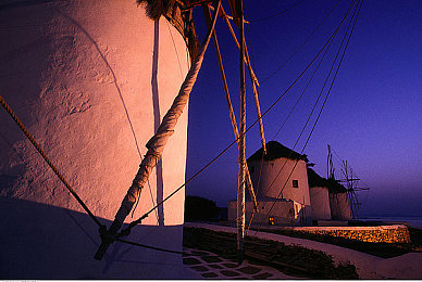 世界最人不安3纪录片：末日驾驶残骸余生今日上线，生存与机械的终极博弈引发玩家热议-2