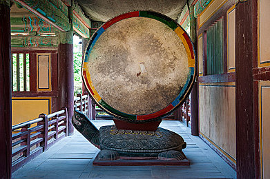 男女做爱网站：双人协作驾驶革新赛道体验，深度解析《赛道情缘》默契竞速艺术-1