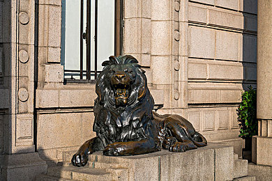 两位男偶像背后的故事：霓虹赛道上的双重人生，竞速与偶像养成的灵魂交织-1