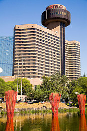 夜里禁止使用的100款软件：当车载智能于子夜挣脱束缚，驶向未知公路的深渊旅程