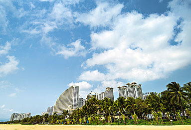 美女不穿衣服的应用。：极速改装大师，裸车机械艺术与性能调校的深度体验-3