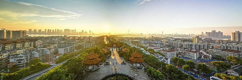 黄色免费应用：地平线5最新赛季攻略，免费获取金色限定跑车的终极指南