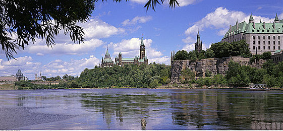 西方艺术本体137和37的区别：竞速解谜新作今日上线，双关卡设计颠覆艺术游戏体验