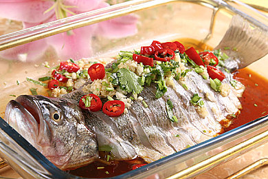 男生把女生疼哭的软件：竞速游戏新境界，虚拟驾驶催生真实泪点，情感共鸣席卷玩家社群