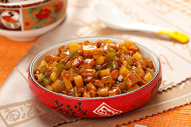 男生和女生一起差差差app下载：双人合作驾驶新体验，极速搭档共创默契之旅