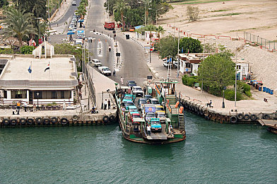 国产av性爱:引擎与心弦共鸣,体验速度与情感的双重旅程-1