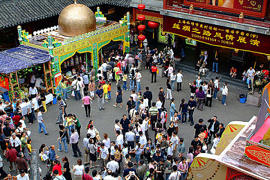 精品国产成人AV：霓虹都市，极速狂飙，改装艺术的未来竞速之旅-4