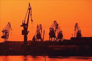 AV三级：从街头车库到传奇赛道的终极载具进化之旅