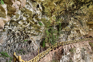 男女做羞羞事软件：虚拟伴侣模拟器《心跳代码》上线，用编程解锁情感互动新边界