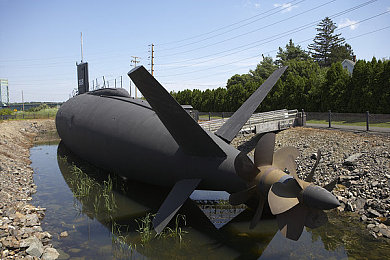 明星黑料进：车库秘闻录，疾驰真相的工业回响-4