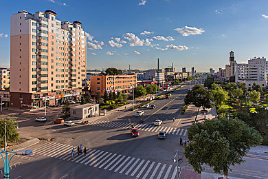 亚av：视觉系赛车席卷地平线，涂装文化与竞速技巧全解析