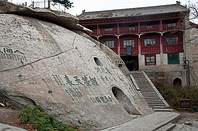 猫耳fm下载的音频在哪：声探之旅，用耳朵解锁沉浸式科幻解谜新维度