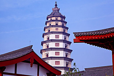 国产AV国产：虚拟竞速点燃本土汽车文化，真实体验驰骋中国赛道