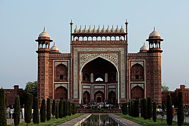 c逼软件：硬核改装模拟游戏风靡，从零件到赛道的工程艺术让玩家沉迷-2