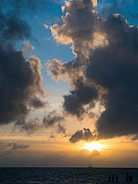 大炕上妇乱子伦的现代意义：模拟经营新作今日上线，家族伦理决策引发玩家热议-3