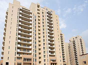 抖音9.1：极速狂飙城市风云，真实驾驶体验引爆社交潮流