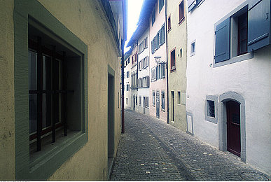 黄色软件op：违规改装横行赛车游戏，公平竞技遭遇严重挑战-2