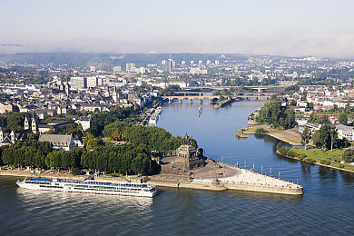 男人和女人一起差差差很疼的app：双人协奏，竞速交响中的默契碰撞与共舞-2