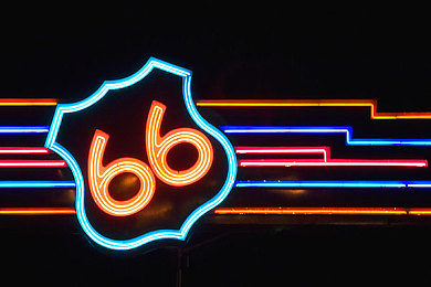 艹比软件：代码引擎，极速编程，赛道上的数字狂飙-1