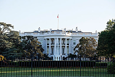 凸轮自由性别场地管西元的重要性：机械之心与地平线的对话，调校艺术成就虚拟车手传奇-2