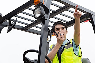 黄软件网站下载3.0.3免费大全装扮2023下载：2023年度汽车改装模拟新作发布，打造专属梦幻座驾的终极指南-1