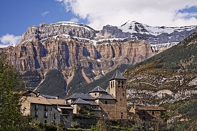 天天干天天射天天干：极速狂飙，枪火改装，末日废土竞速射击盛宴-2