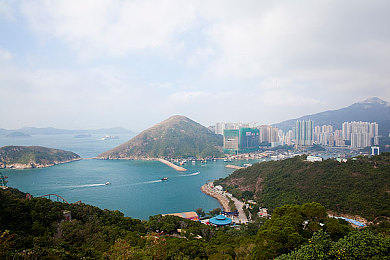 福建导航app网站入口下载ios免费:极速轨迹,虚拟导航者与城市赛道竞速艺术-3