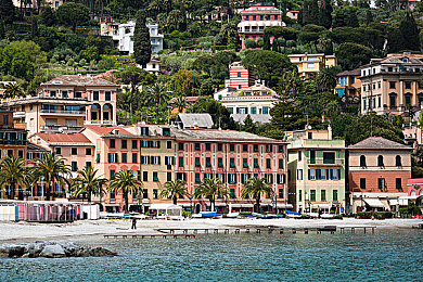 夜间十八禁：挑战无辅助黑夜驾驶，体验极致竞速真实感-3