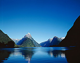 男生女生在一起猜猜猜轮滑鞋下载小说:双线竞速今日上线,都市侦探上演脑力与速度协奏曲-2