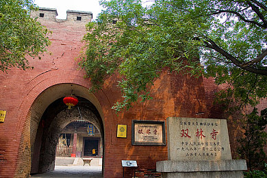 男男少年色情Gay网站：《极速狂飙：街头争霸》正式上线，深度改装与车库论坛引爆玩家社群