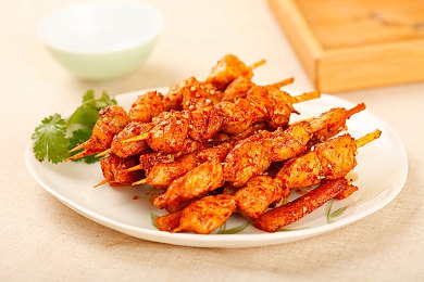 九九九蜜桃：蜜桃奖杯竞速赛，九重挑战策略风暴-3