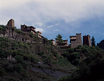 《徐若瑄天使三部曲》:旋律驱动引擎,在复古未来都市开启音乐竞速之旅-2